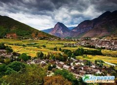 �������ξ��c(di��n)����ʯ���(zh��n)